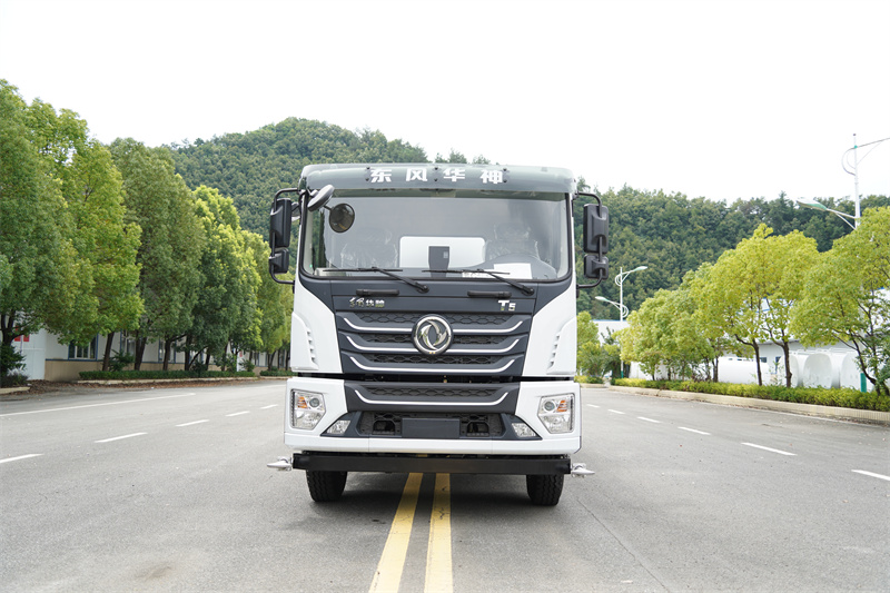 東風華神T5灑水車 23方（燃油車）