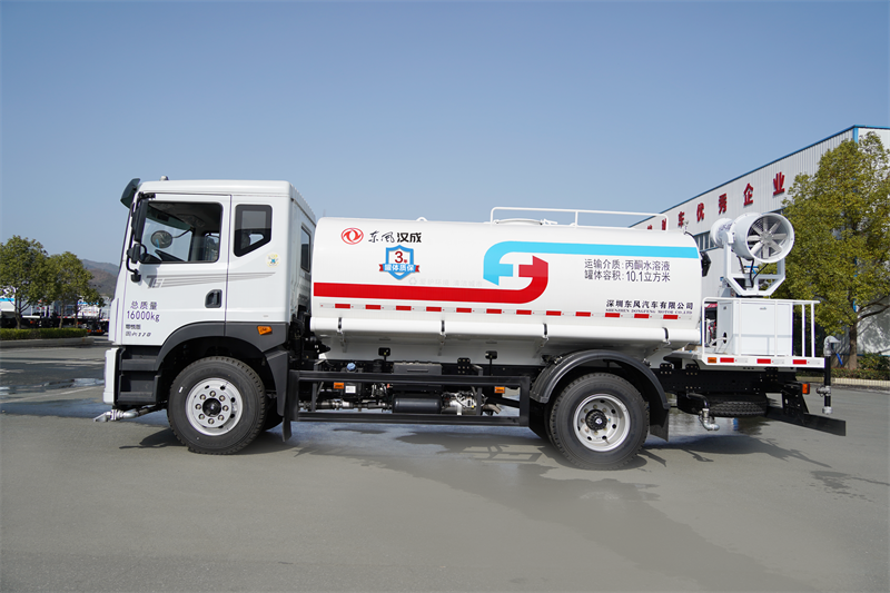 東風(fēng)華神T5-170馬力灑水車 12方（燃油車）